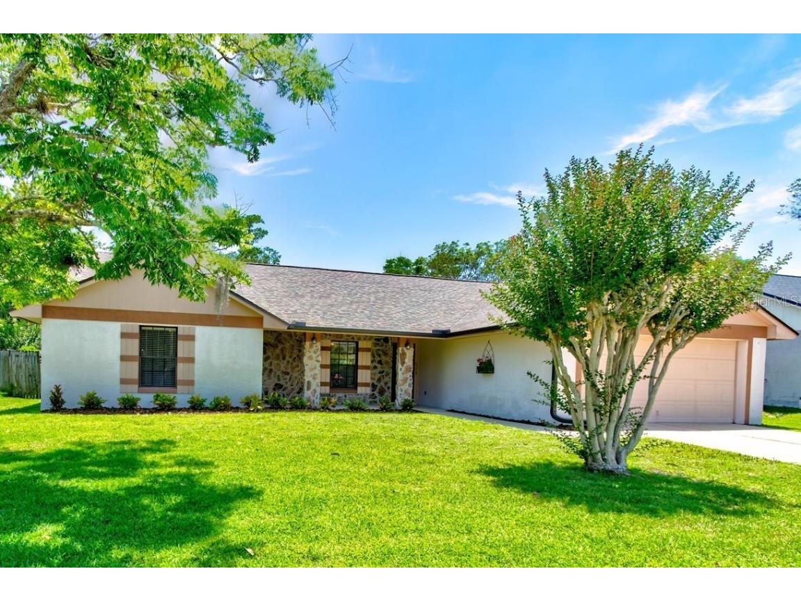 1032 Weaver Drive Oviedo FL 32765 O6117939 image1