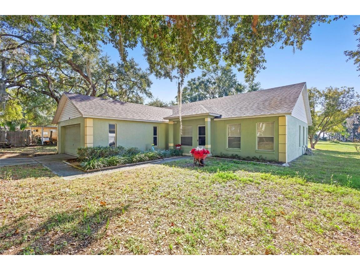 10320 Bumblebee Lane Leesburg FL 34788 - LAKE HARRIS O6367207 image1