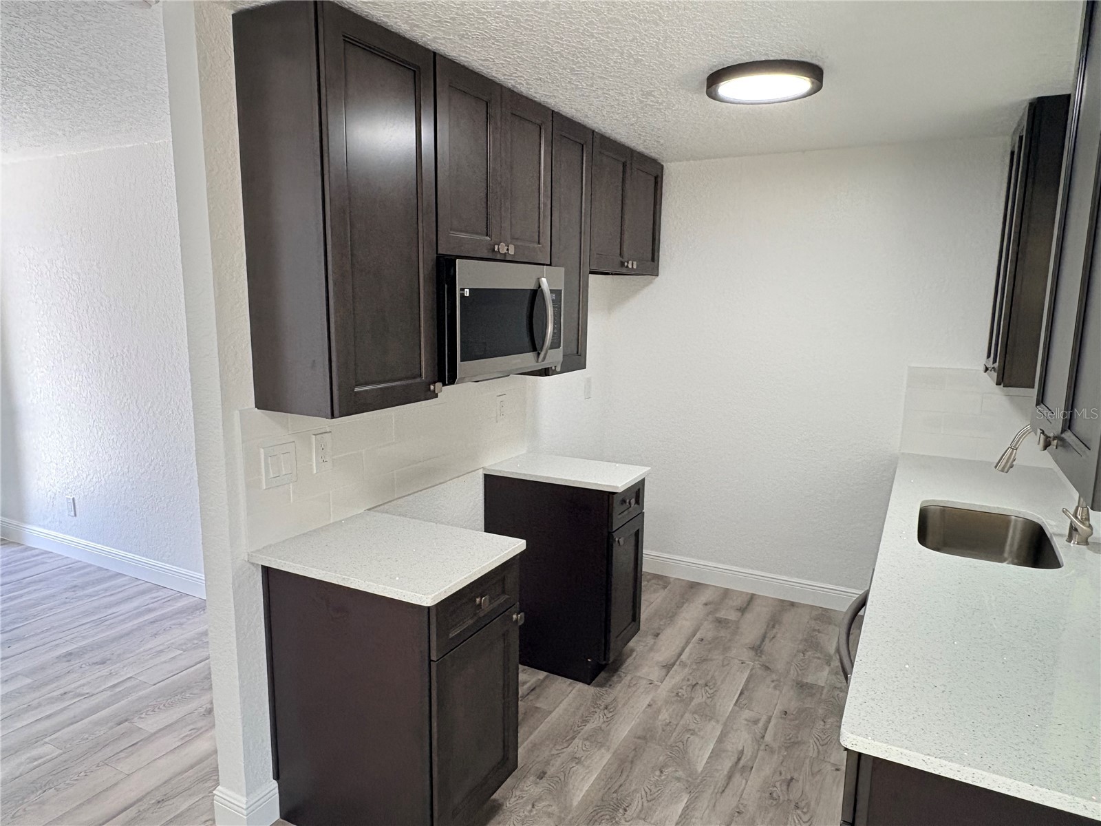 10320 County Lake Drive Port Richey FL 34668 W7884912 image4
