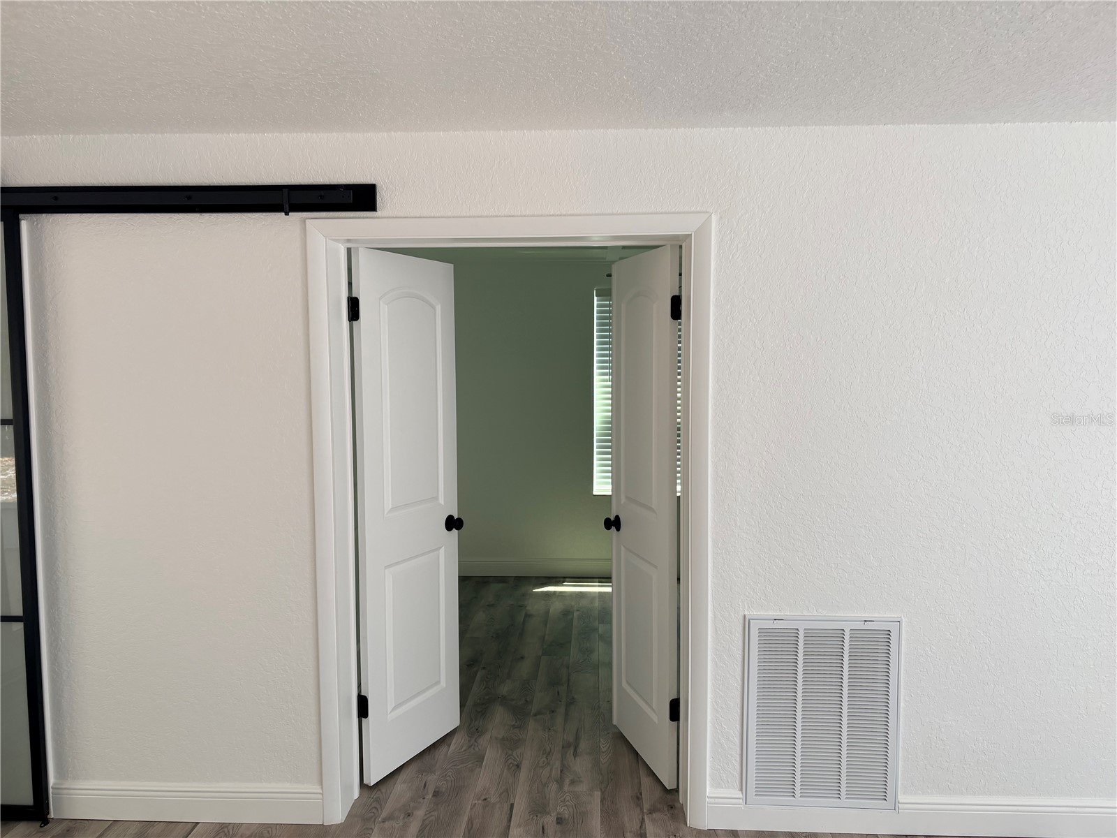 10320 County Lake Drive Port Richey FL 34668 W7884912 image9