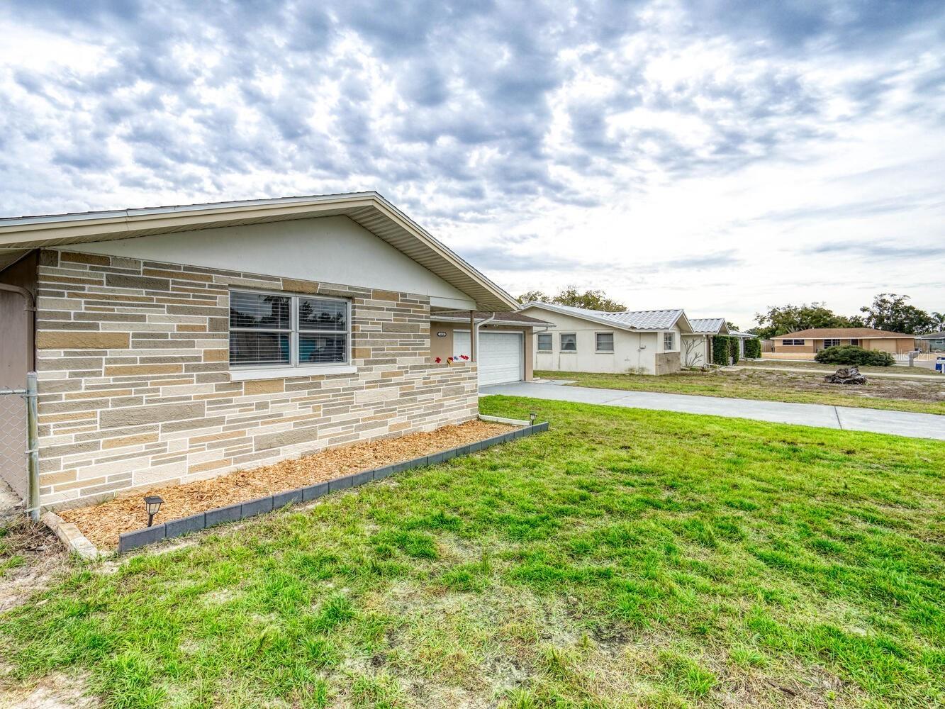 10320 Honeysuckle Lane Port Richey FL 34668 W7882585 image36