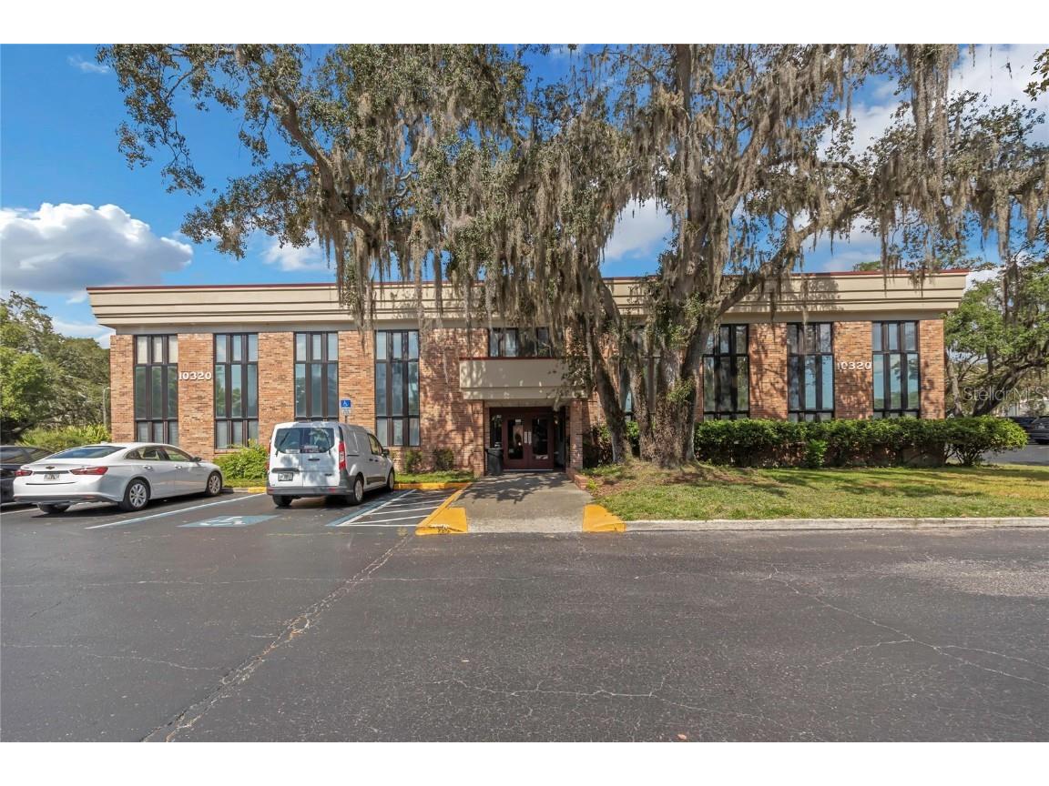 10320 N 56th Street #320 Temple Terrace FL 33617 U8174614 image1