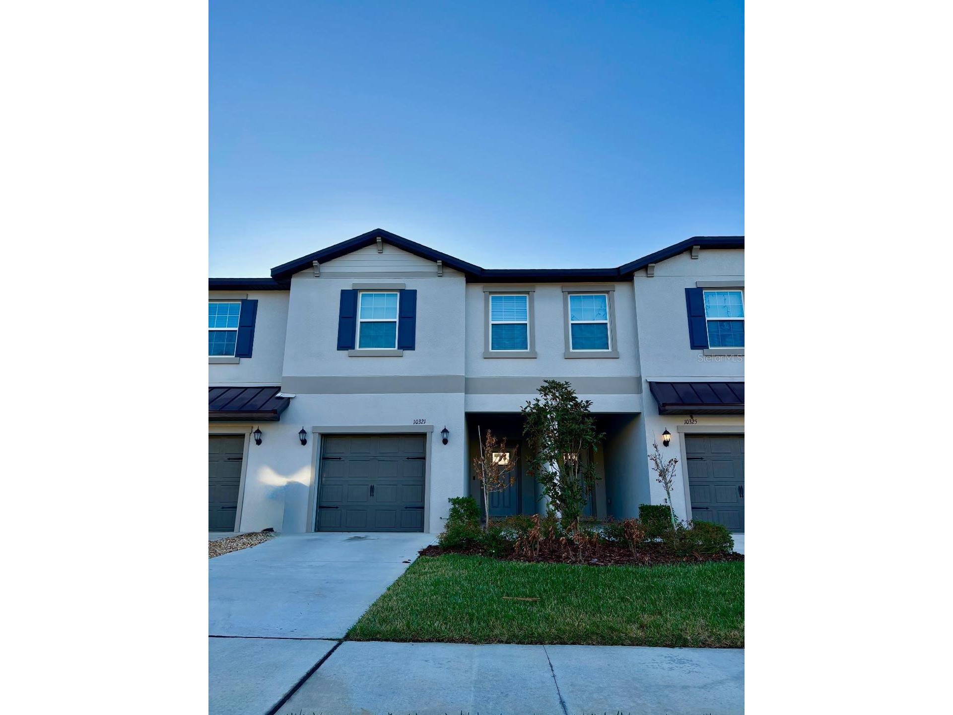 10321 Trumpet Honeysuckle Way San Antonio FL 33576 - MIRADA LAGOON W7883342 image1