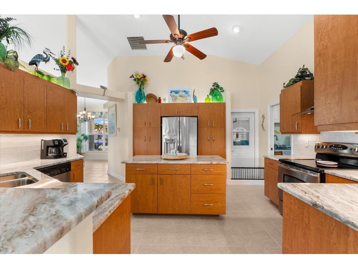 10322 Sunbury Drive Port Charlotte FL 33981 - ARON WATERWAY D6144511 image12