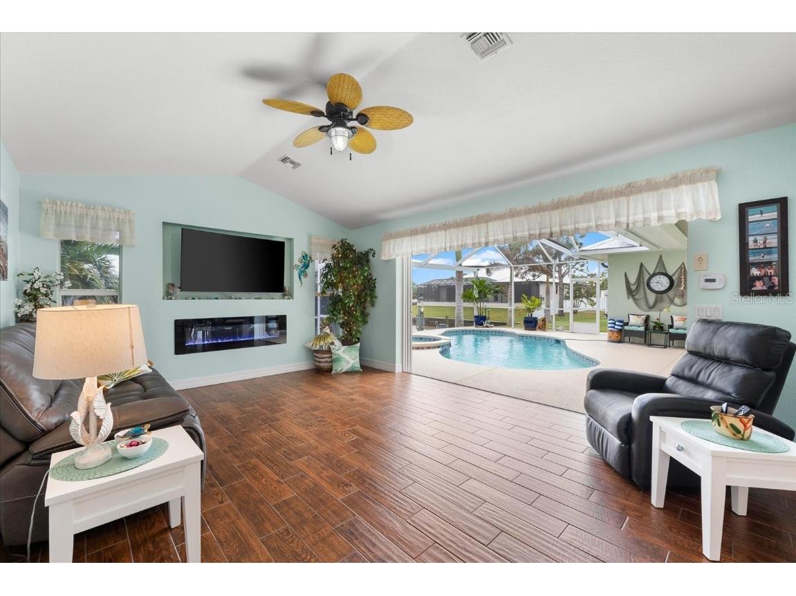 10322 Sunbury Drive Port Charlotte FL 33981 - ARON WATERWAY D6144511 image16