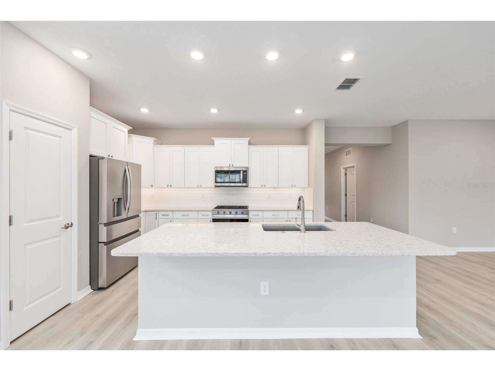 10323 SW 105th Terrace Ocala FL 34481 OM727367 image15