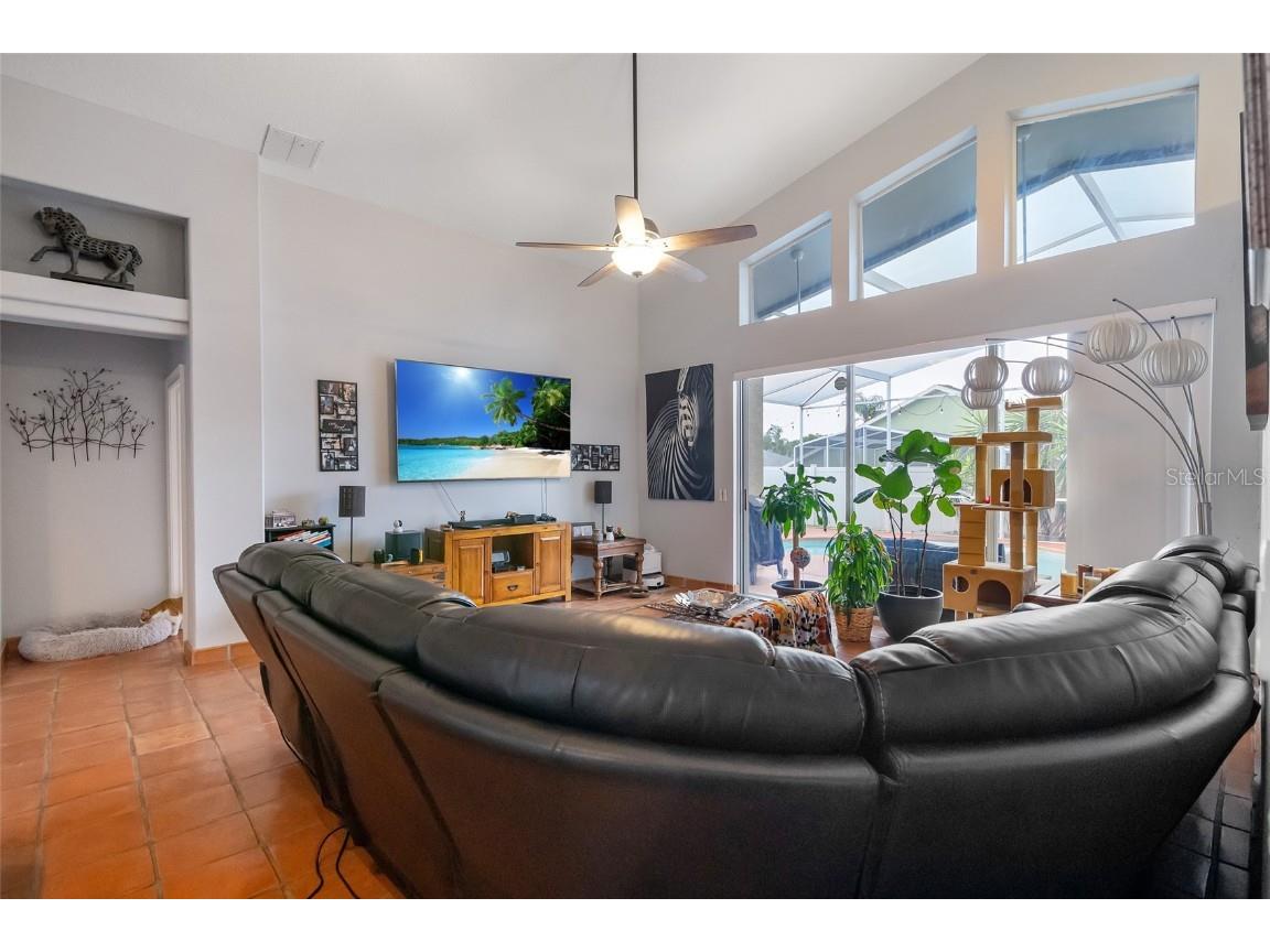 10327 Meadow Crossing Drive Tampa FL 33647 TB8413517 image13