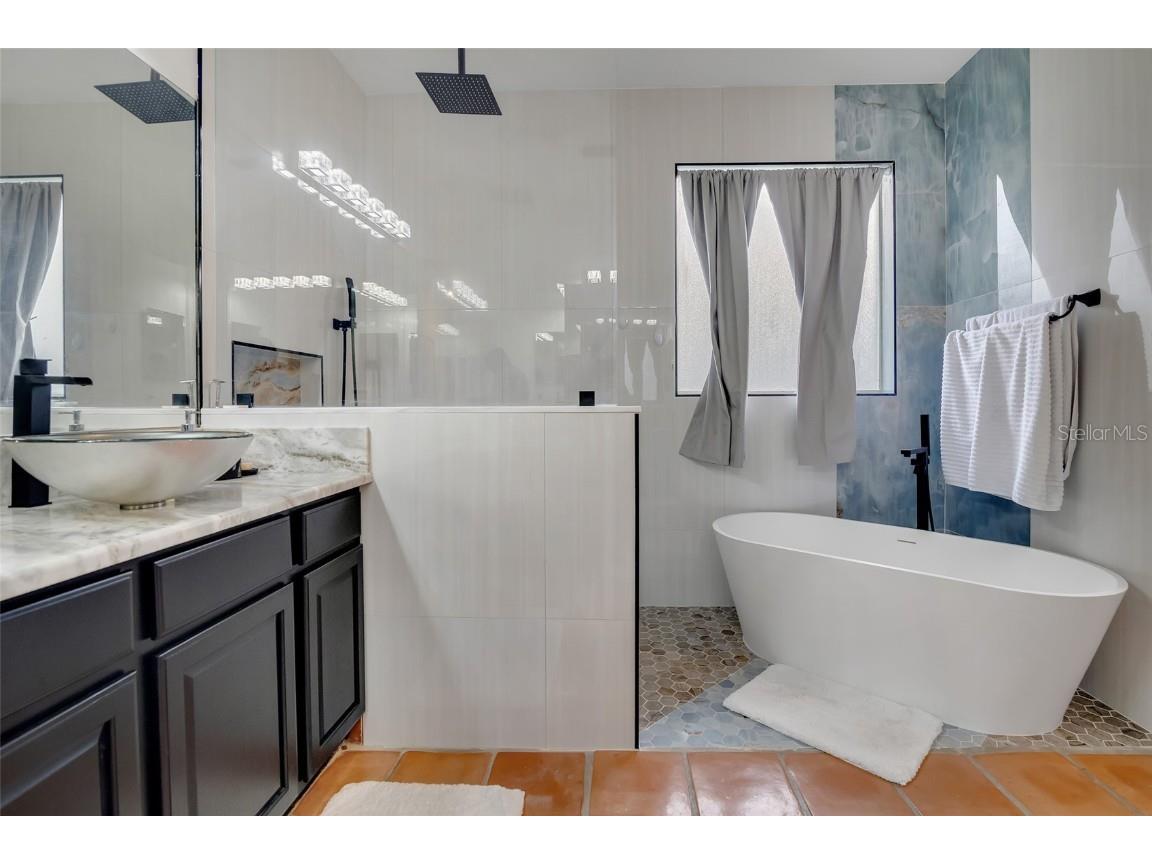 10327 Meadow Crossing Drive Tampa FL 33647 TB8413517 image17