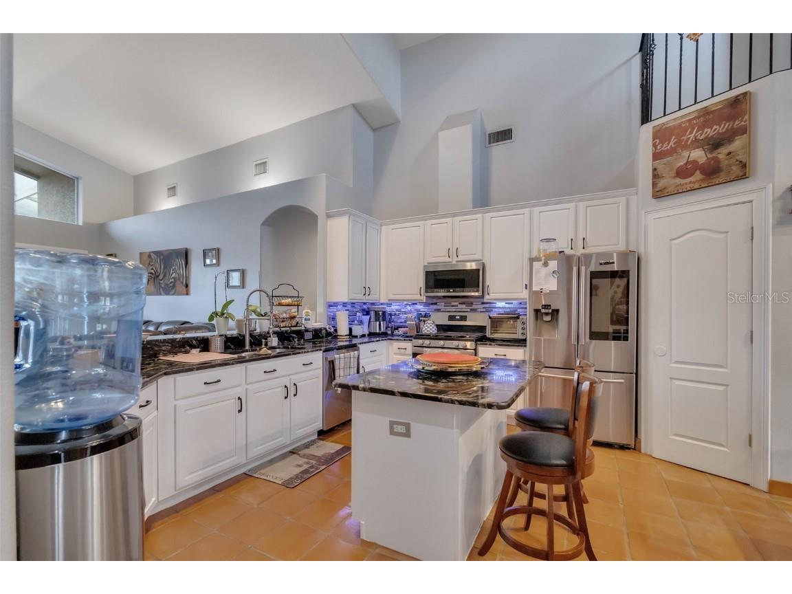 10327 Meadow Crossing Drive Tampa FL 33647 TB8413517 image2