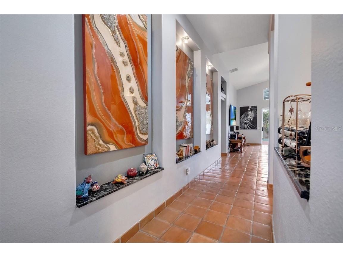 10327 Meadow Crossing Drive Tampa FL 33647 TB8413517 image8