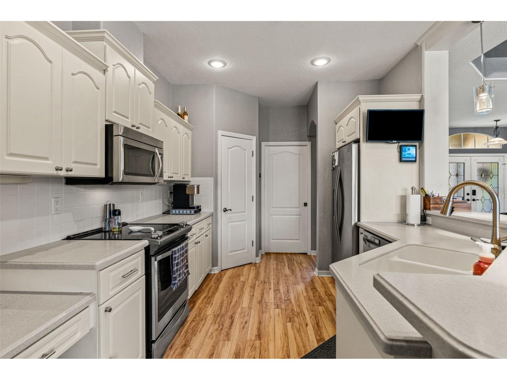 10327 Velvetseed Circle Spring Hill FL 34608 TB8507418 image36