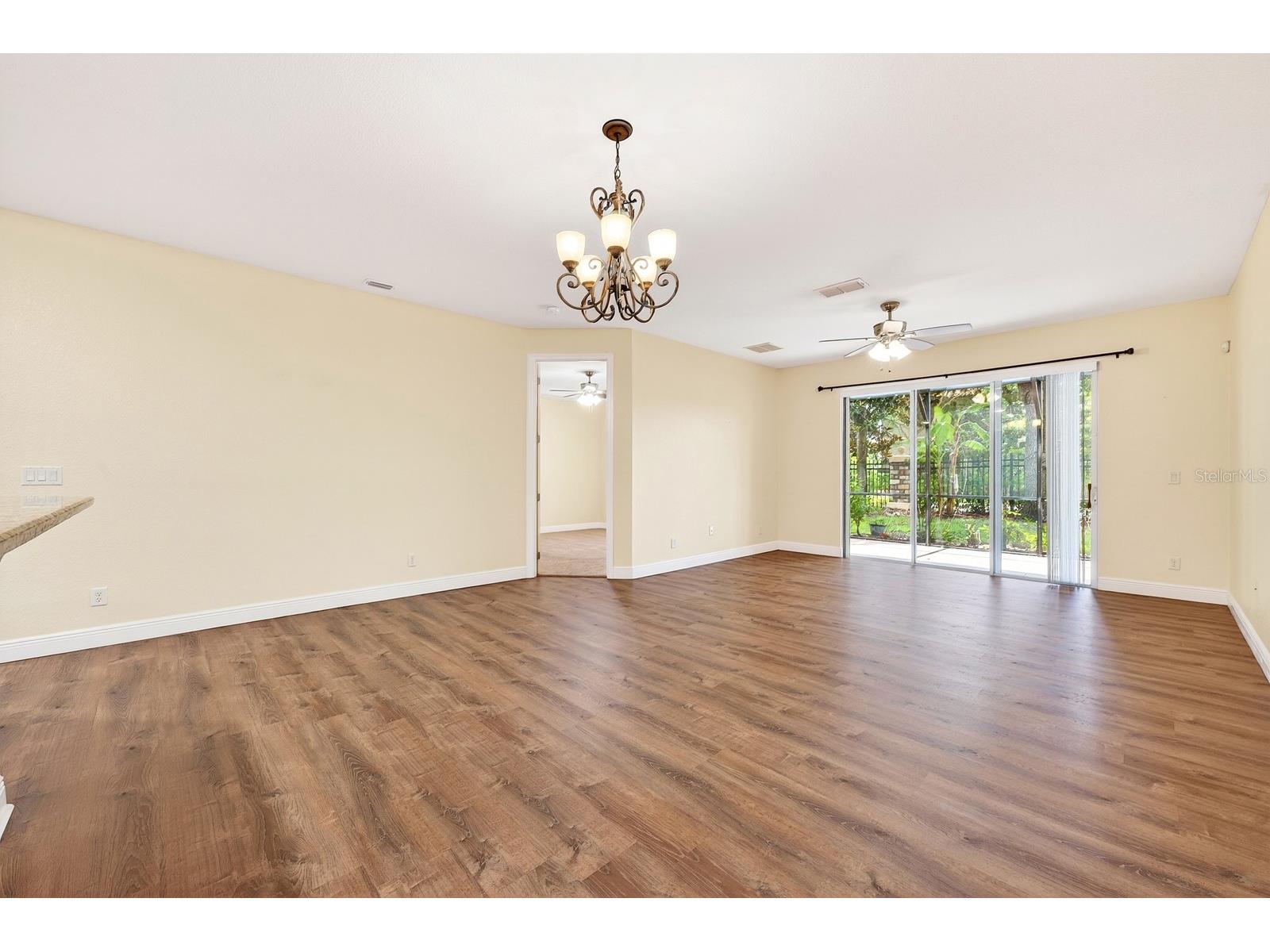 10329 Belfry Circle Orlando FL 32832 O6405039 image5