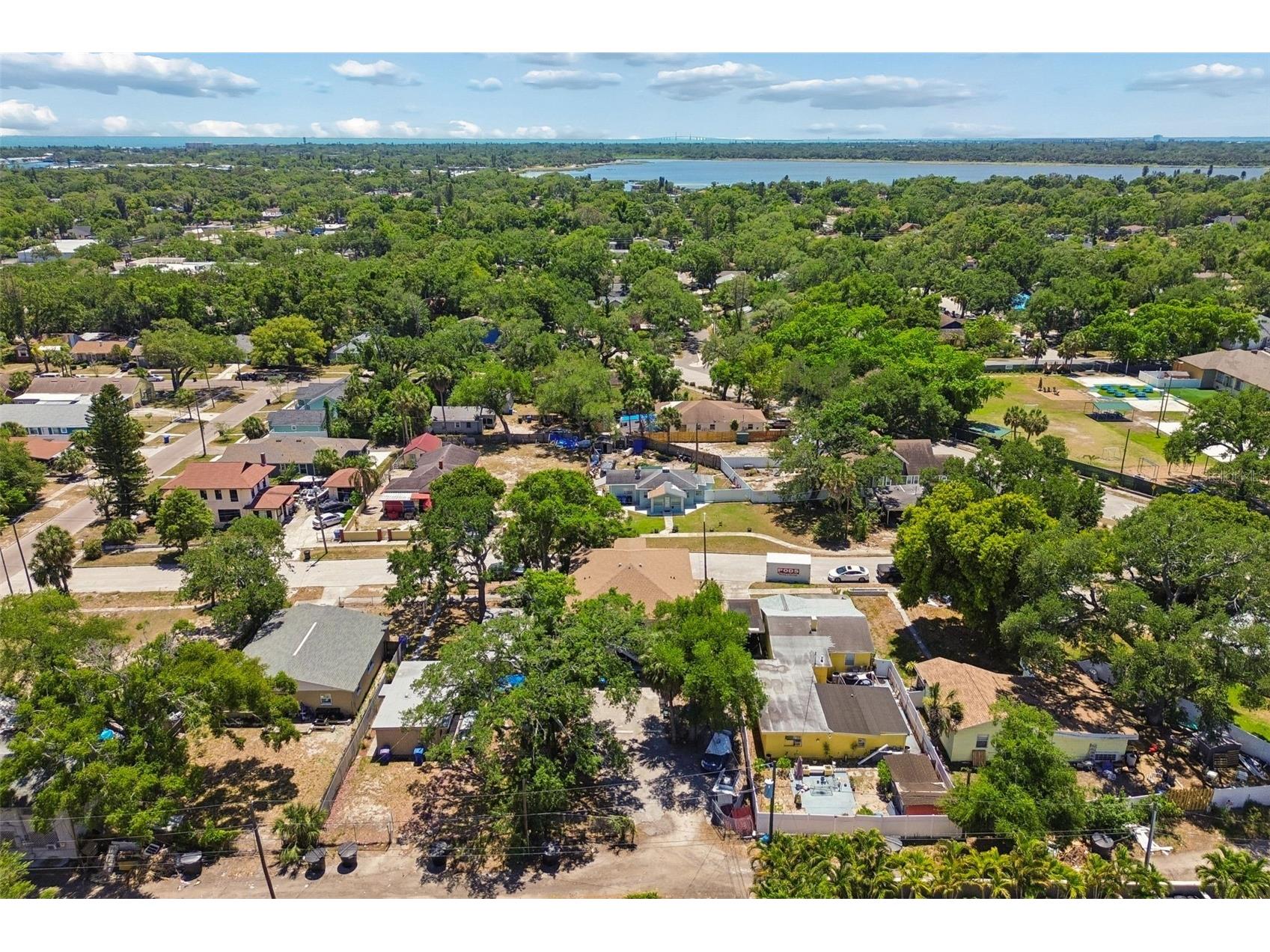 1033 19th Avenue S Saint Petersburg FL 33705 TB8503357 image38