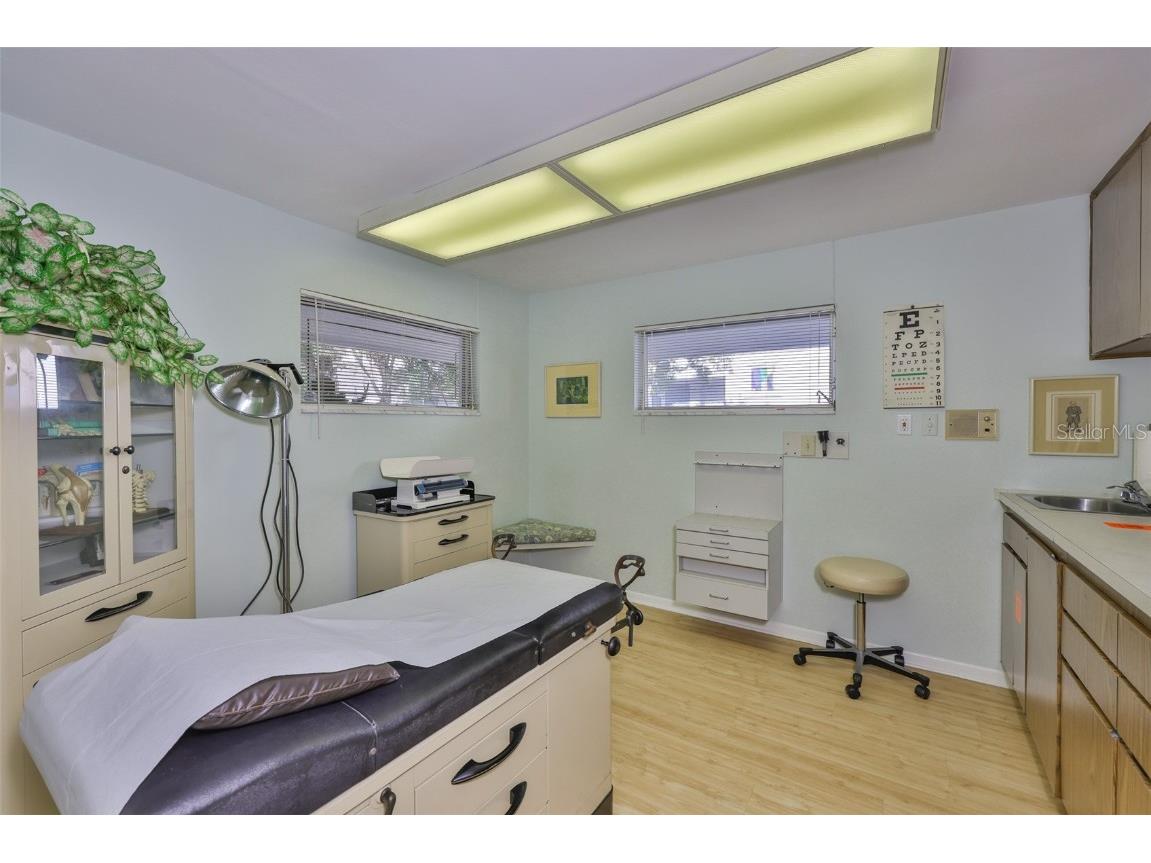 1033 7th Avenue N Saint Petersburg FL 33705 TB8409038 image12