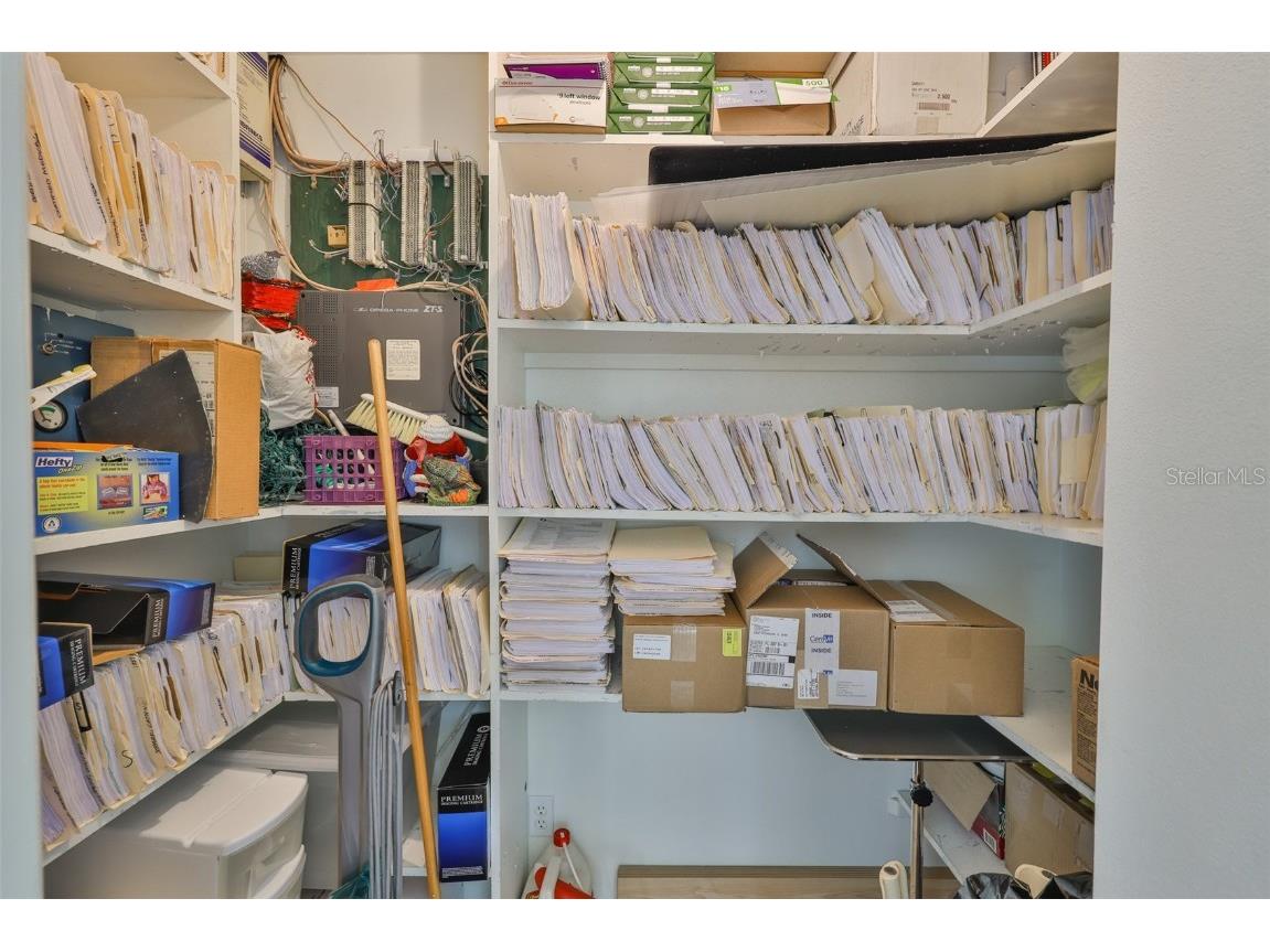 1033 7th Avenue N Saint Petersburg FL 33705 TB8409038 image16