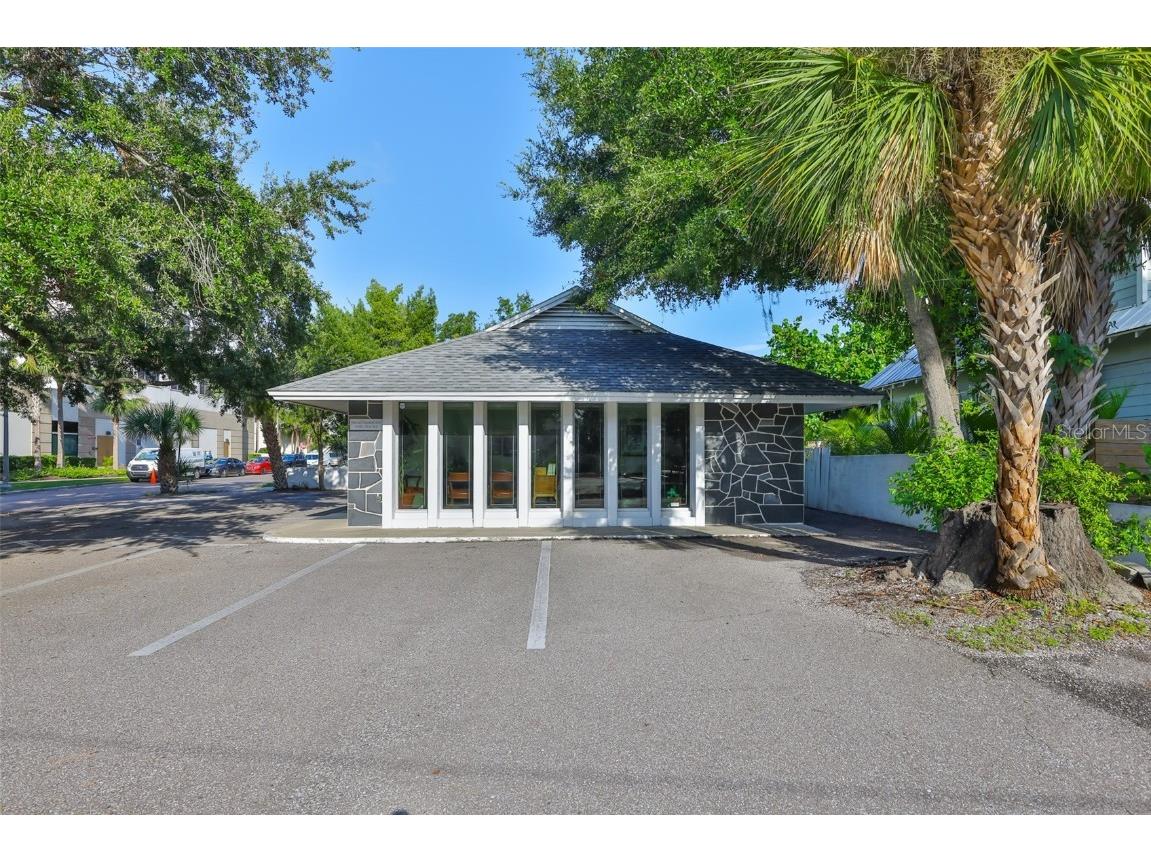 1033 7th Avenue N Saint Petersburg FL 33705 TB8409038 image3