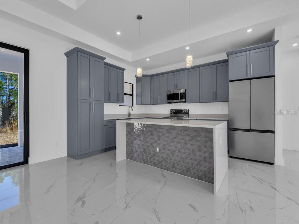 1033 Bassinger Avenue S Lehigh Acres FL 33974 C7521590 image10