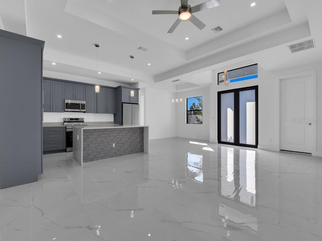 1033 Bassinger Avenue S Lehigh Acres FL 33974 C7521590 image7