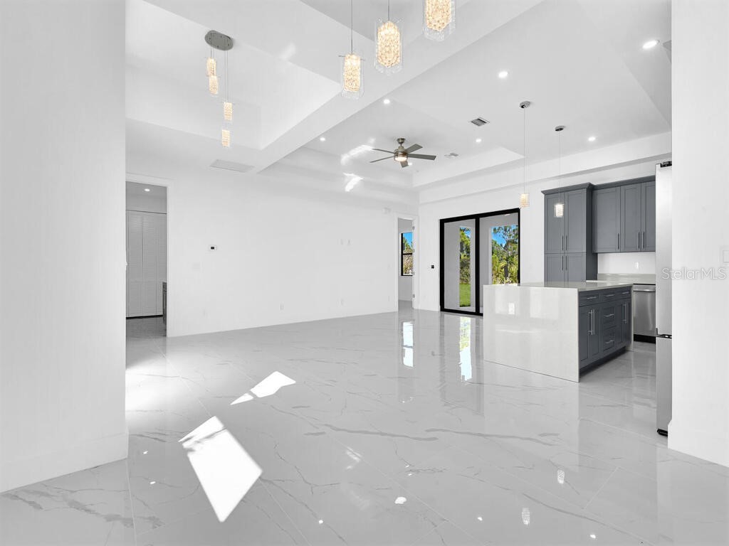 1033 Bassinger Avenue S Lehigh Acres FL 33974 C7521590 image8