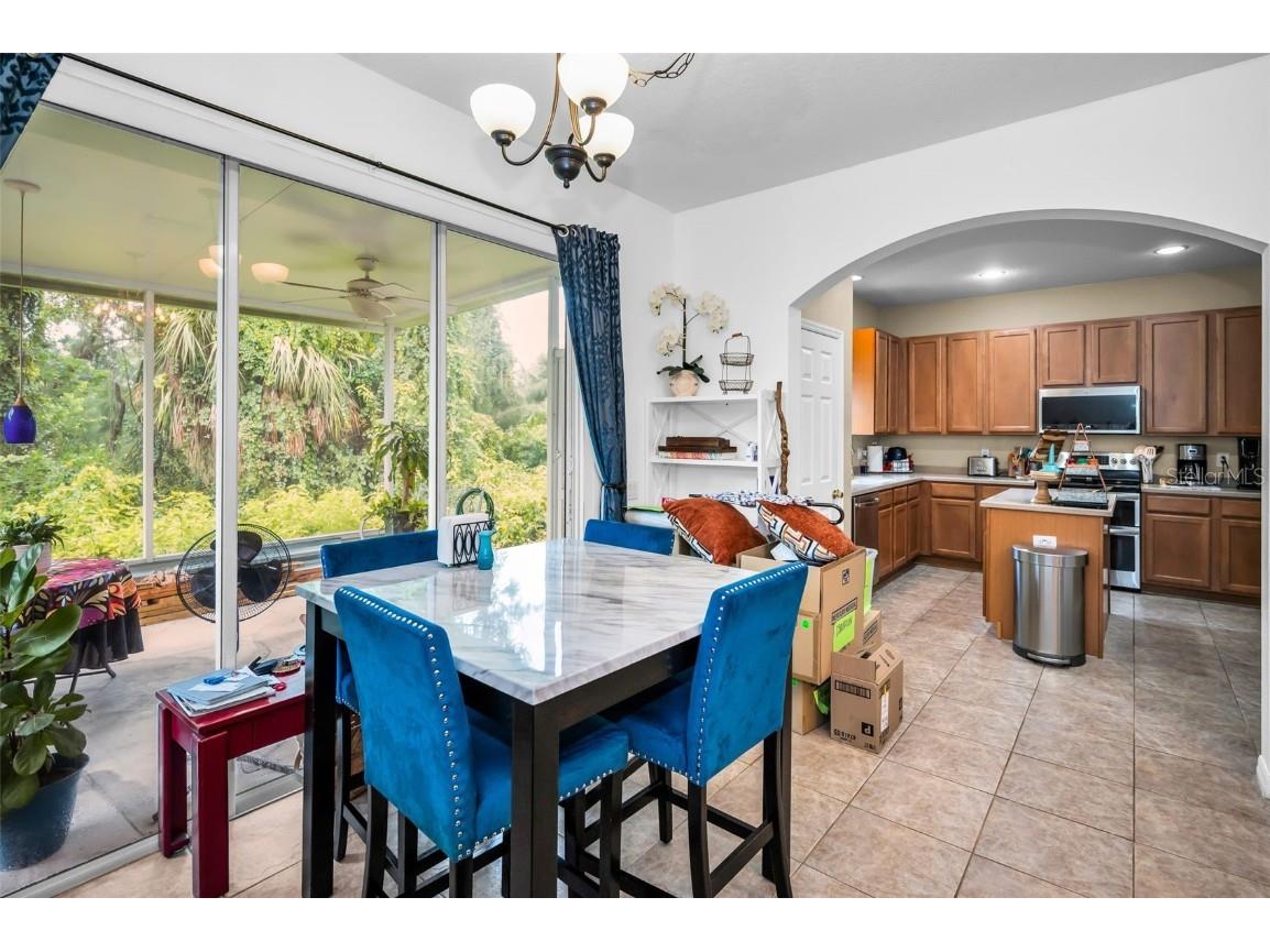 1033 Bella Vista Drive NE Saint Petersburg FL 33702 TB8430357 image10