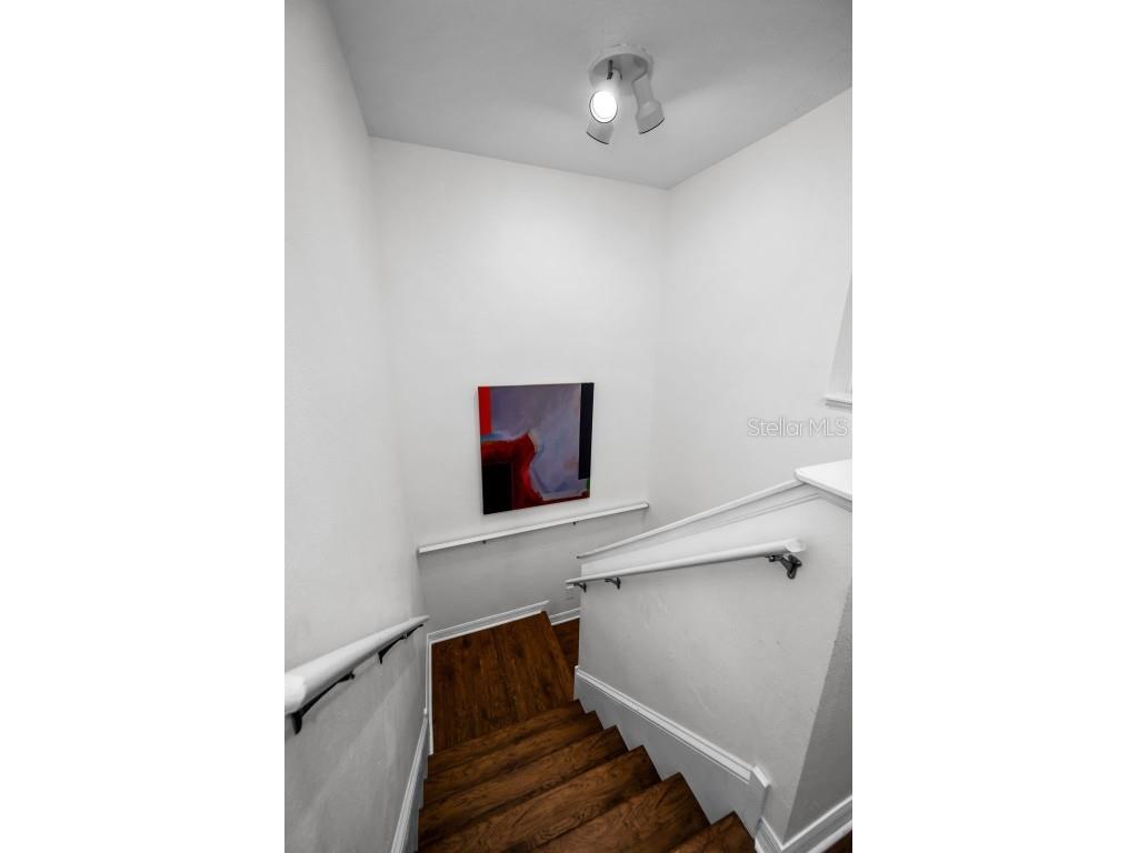 1033 Bella Vista Drive NE Saint Petersburg FL 33702 TB8430357 image35