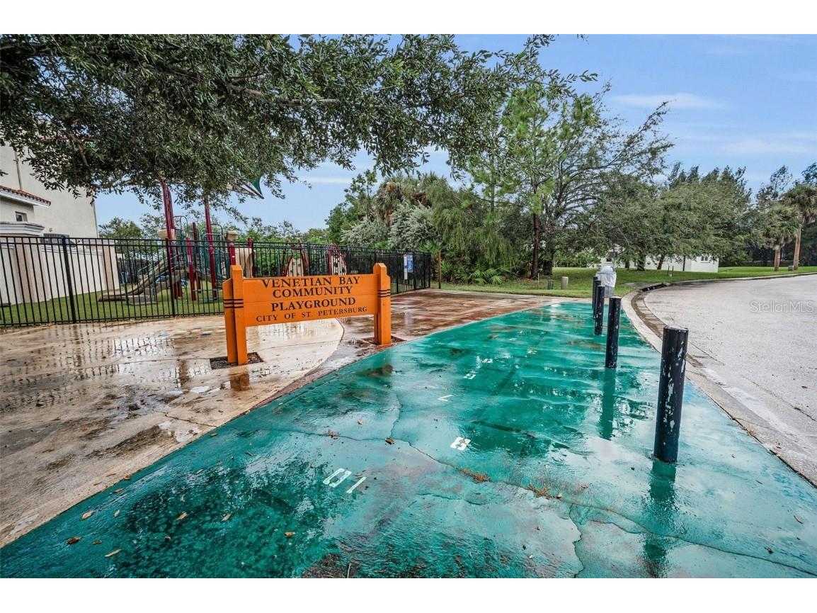 1033 Bella Vista Drive NE Saint Petersburg FL 33702 TB8430357 image56