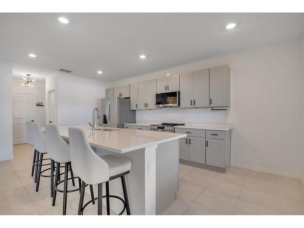 1033 Calico Pointe Circle Groveland FL 34736 S5150182 image8
