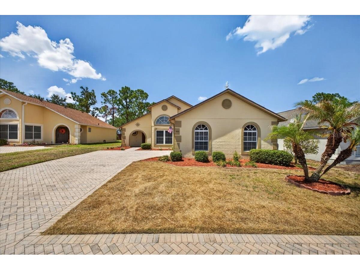 1033 Knightsbridge Circle Davenport FL 33896 TB8511909 image2