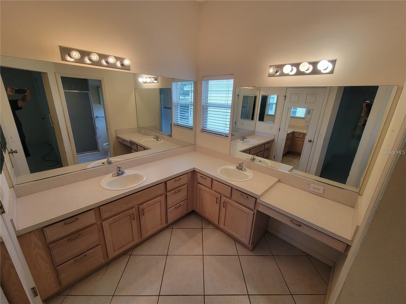 1033 Oak Forest Drive The Villages FL 32162 G5112779 image25