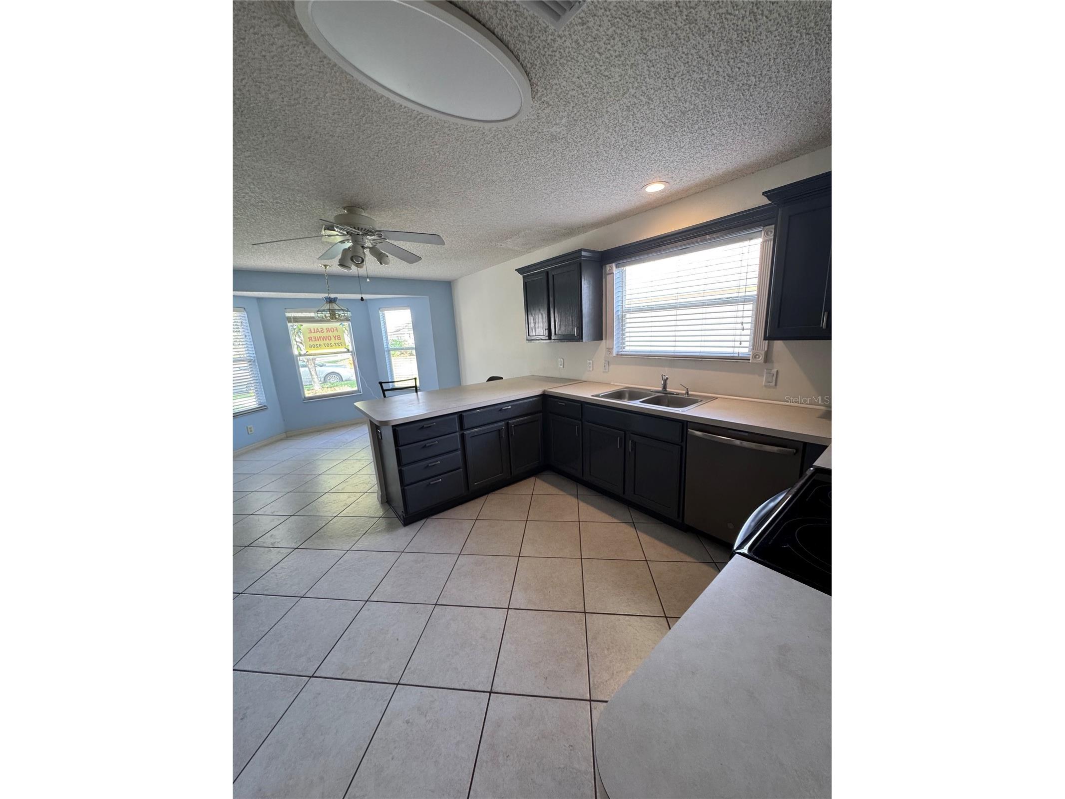 1033 Oak Forest Drive The Villages FL 32162 G5112779 image3