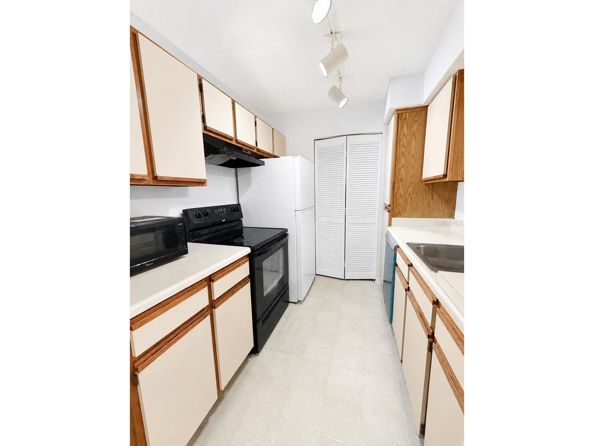 1033 S Hiawassee Road #2622 Orlando FL 32835 R4911429 image5
