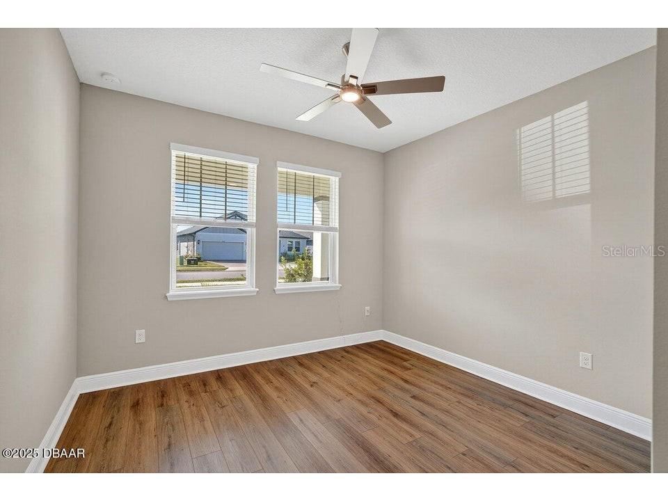 1033 Scramble Drive Daytona Beach FL 32124 - POND V4946080 image13