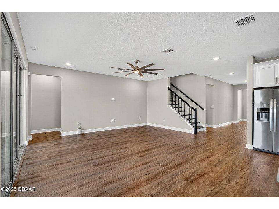 1033 Scramble Drive Daytona Beach FL 32124 - POND V4946080 image23