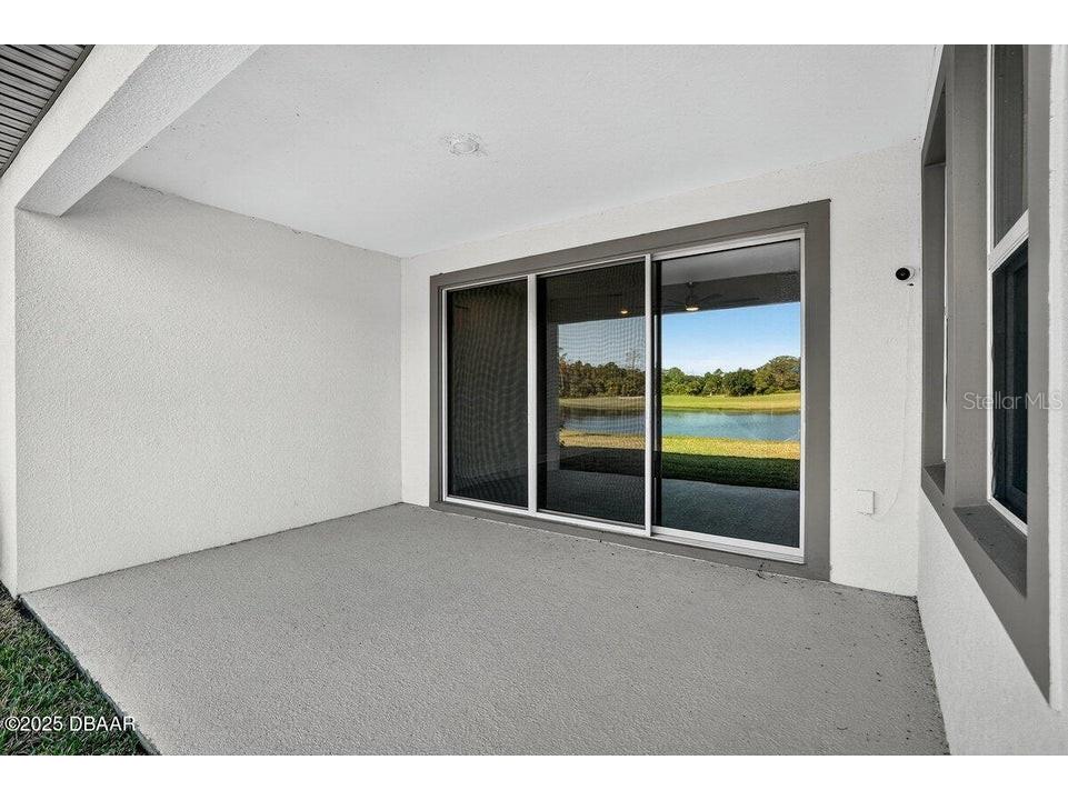 1033 Scramble Drive Daytona Beach FL 32124 - POND V4946080 image8