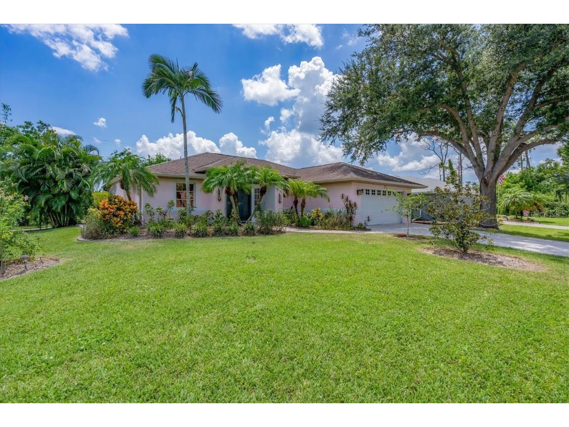 1033 Tropical Avenue NW Port Charlotte FL 33948 N6134118 image1