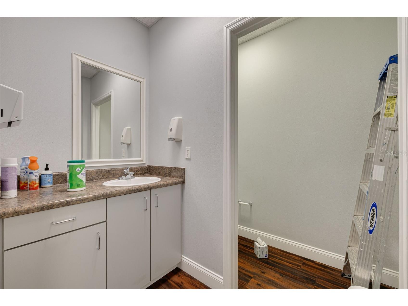 1033 W Bay Drive Largo FL 33770 TB8507651 image31