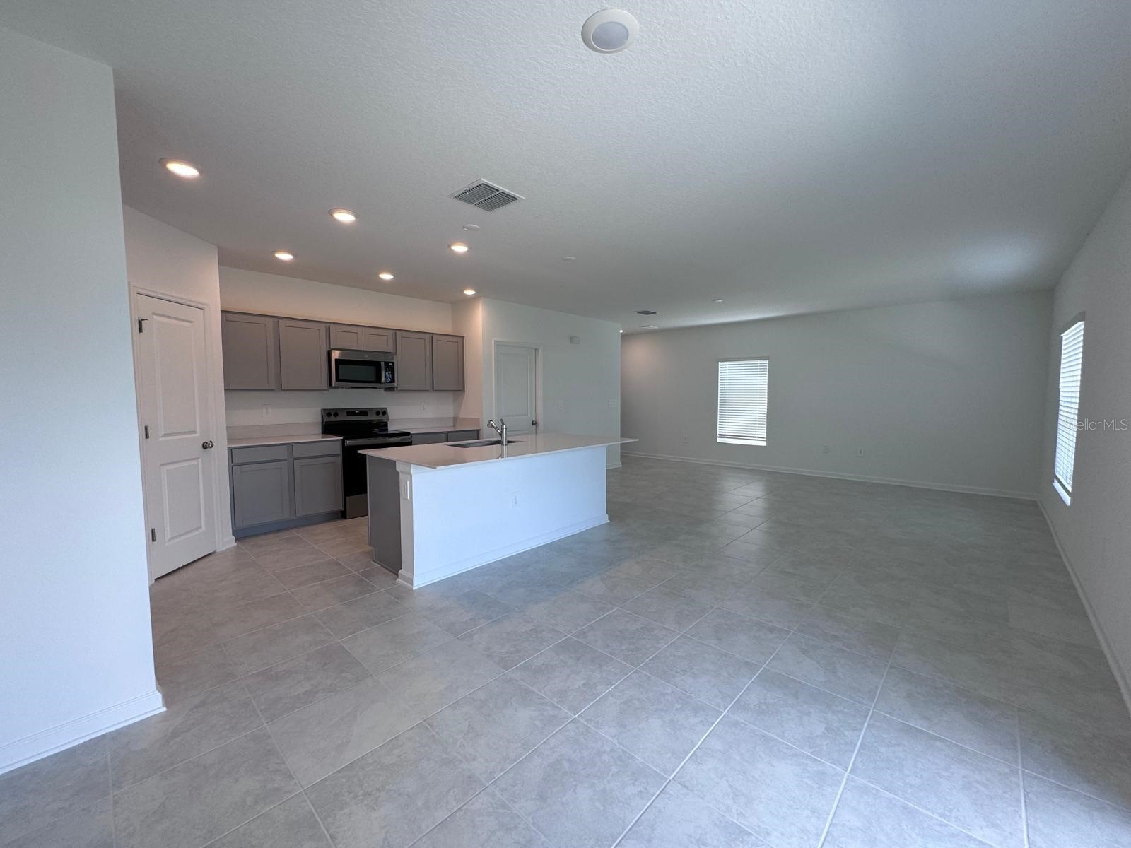 1033 Waterfall Boulevard Davenport FL 33837 O6411612 image6
