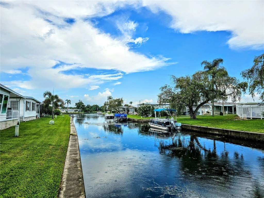 10330 Broadview Drive #68 Largo FL 33773 - LAKE SEMINOLE TB8314187 image1
