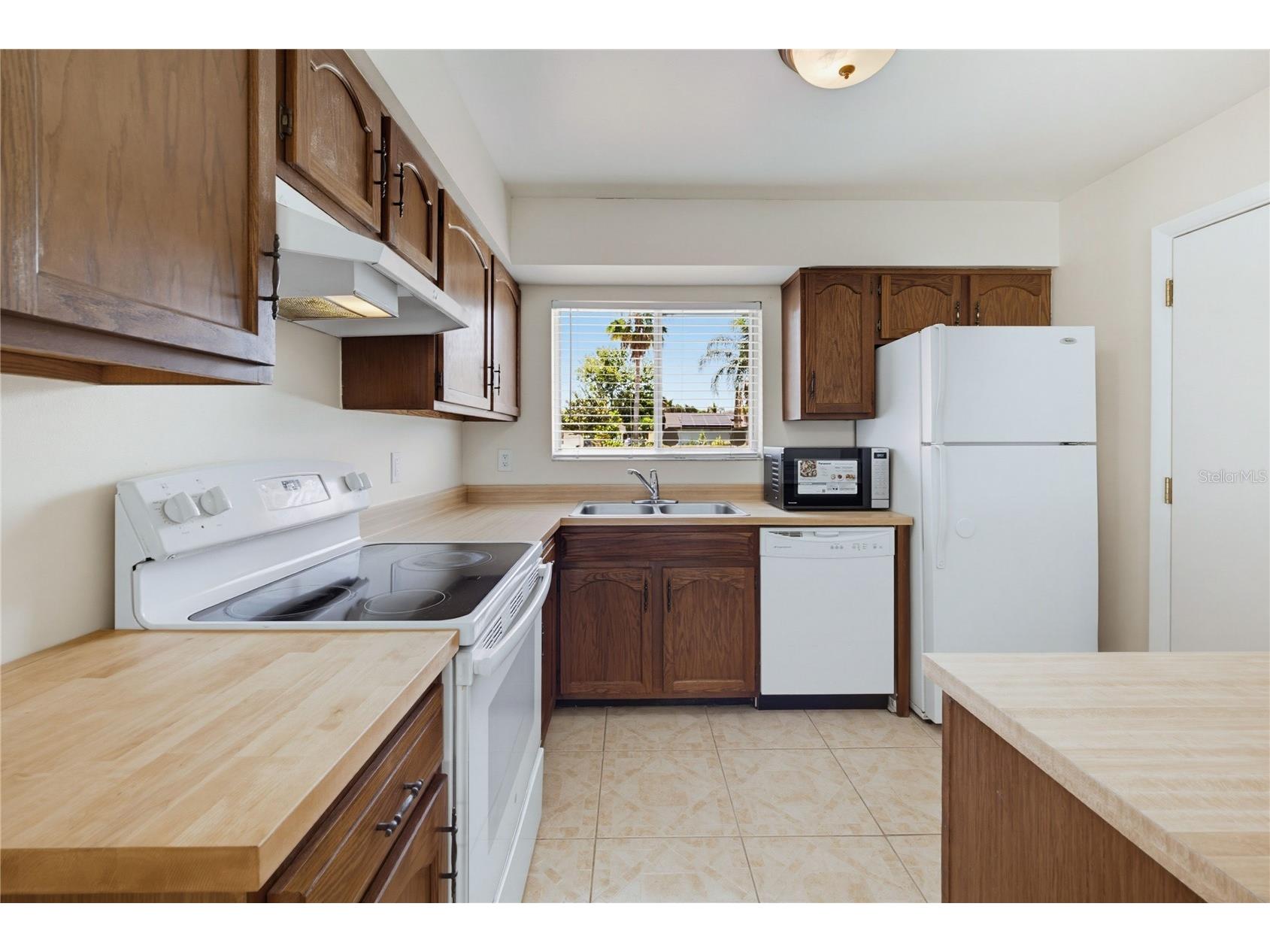 10330 Galliard Boulevard Orlando FL 32821 S5153526 image17