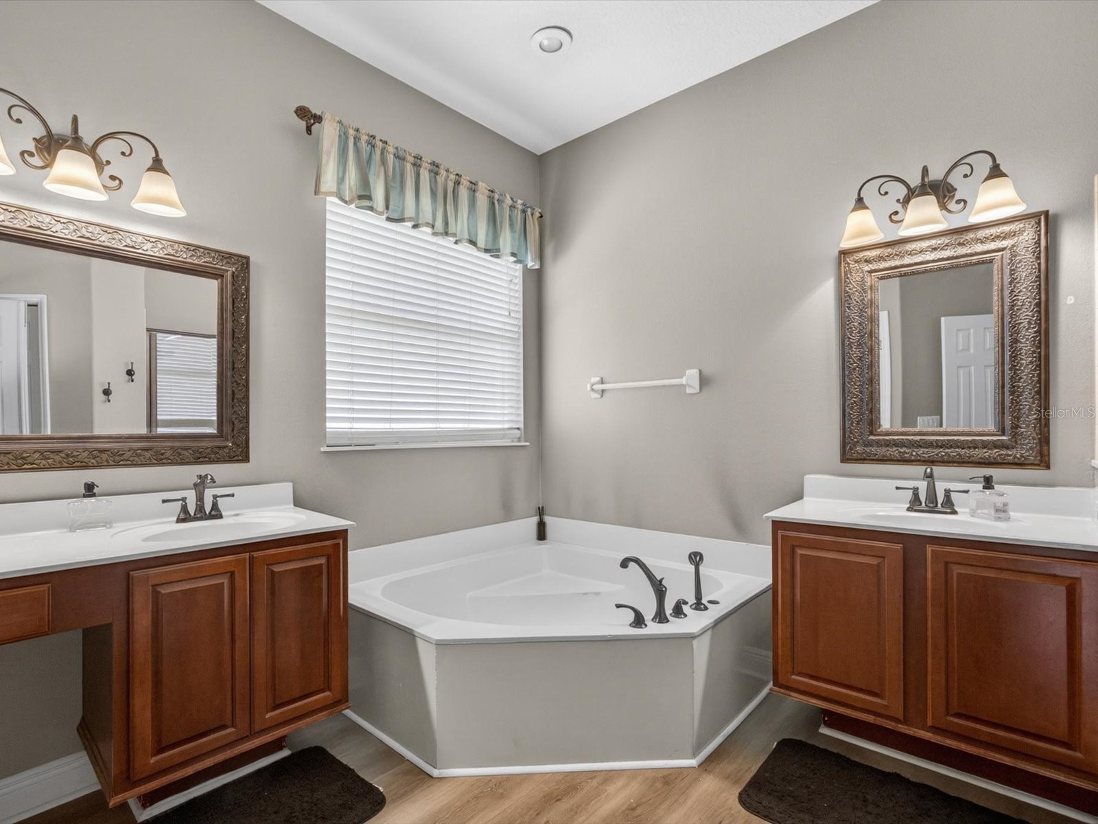 10331 Lake Sheen Reserve Boulevard Orlando FL 32836 - LAKE SHEEN O6415888 image29