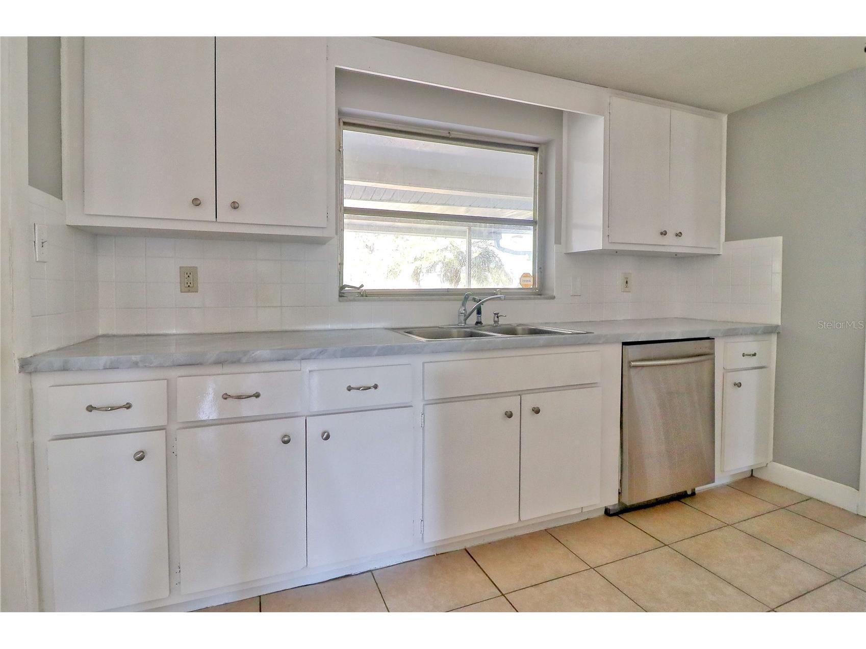 10332 Honeysuckle Lane Port Richey FL 34668 A4680478 image12