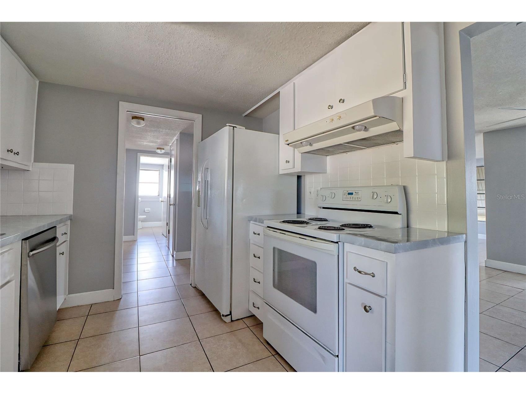 10332 Honeysuckle Lane Port Richey FL 34668 A4680478 image14