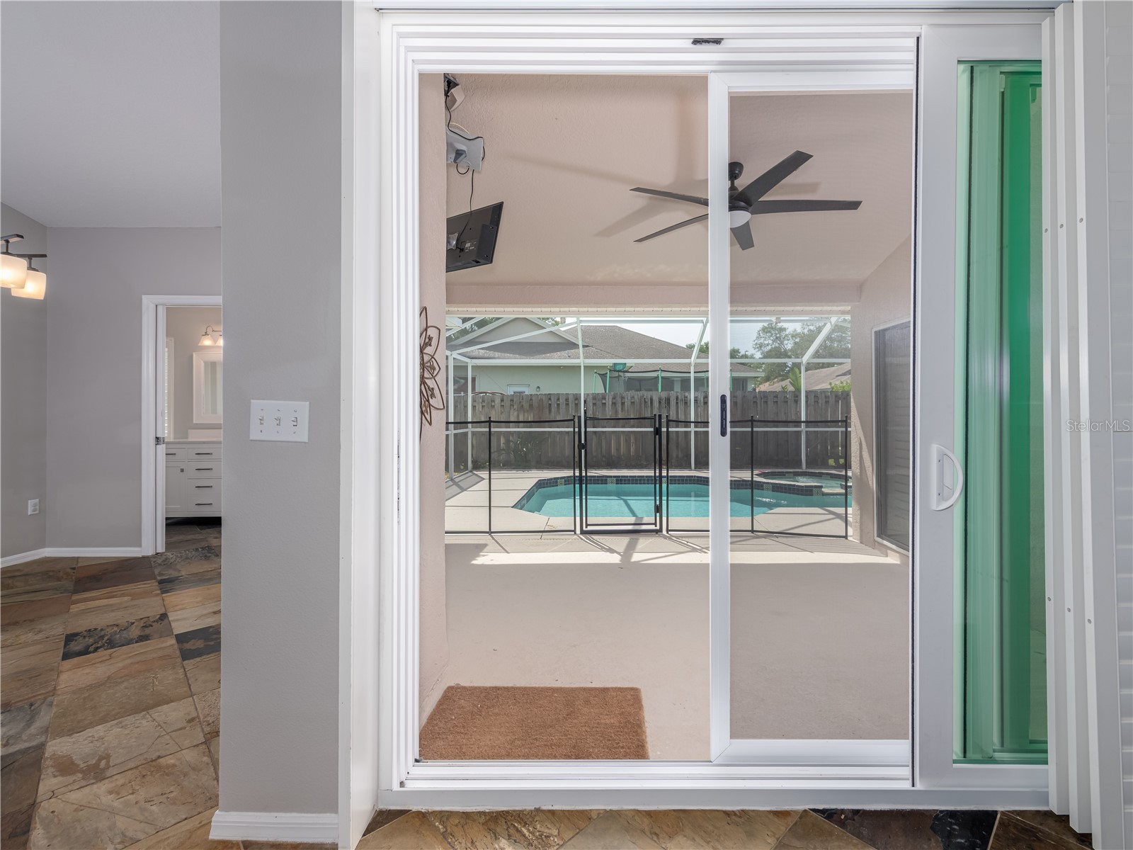10333 Abbotsford Drive Tampa FL 33626 TB8514477 image27