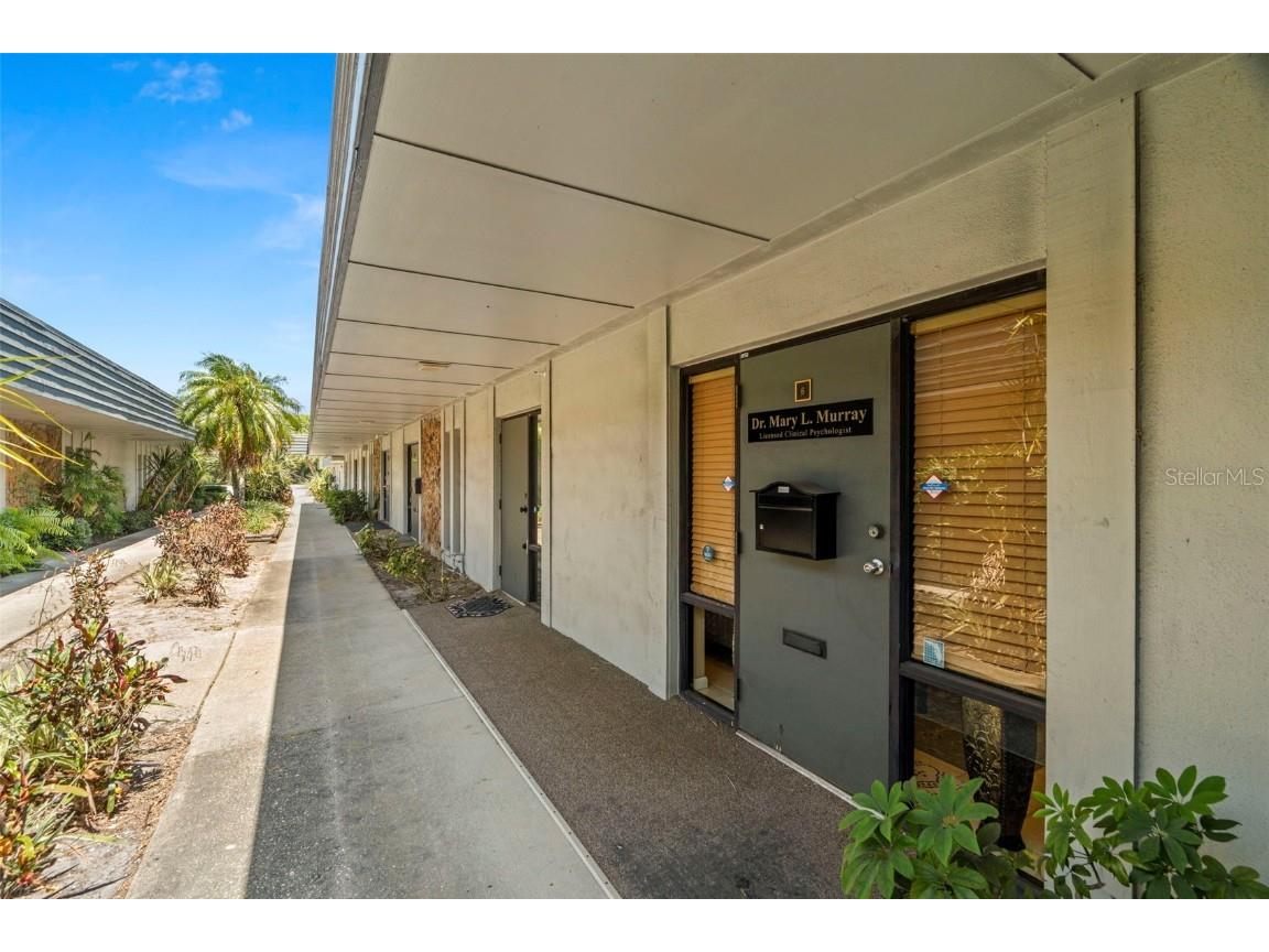 10333 Seminole Boulevard #6 Largo FL 33778 TB8391693 image1