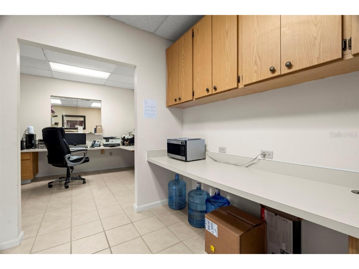 10333 Seminole Boulevard #6 Largo FL 33778 TB8391693 image19