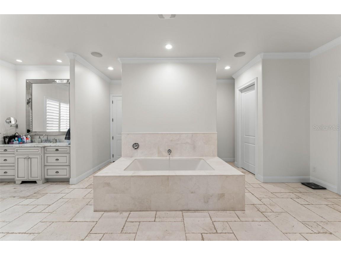 10339 Hart Branch Circle Orlando FL 32832 - LAKE HART O6334835 image39