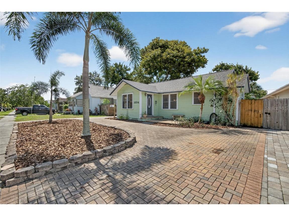 1034 27th Street N Saint Petersburg FL 33713 TB8430822 image1