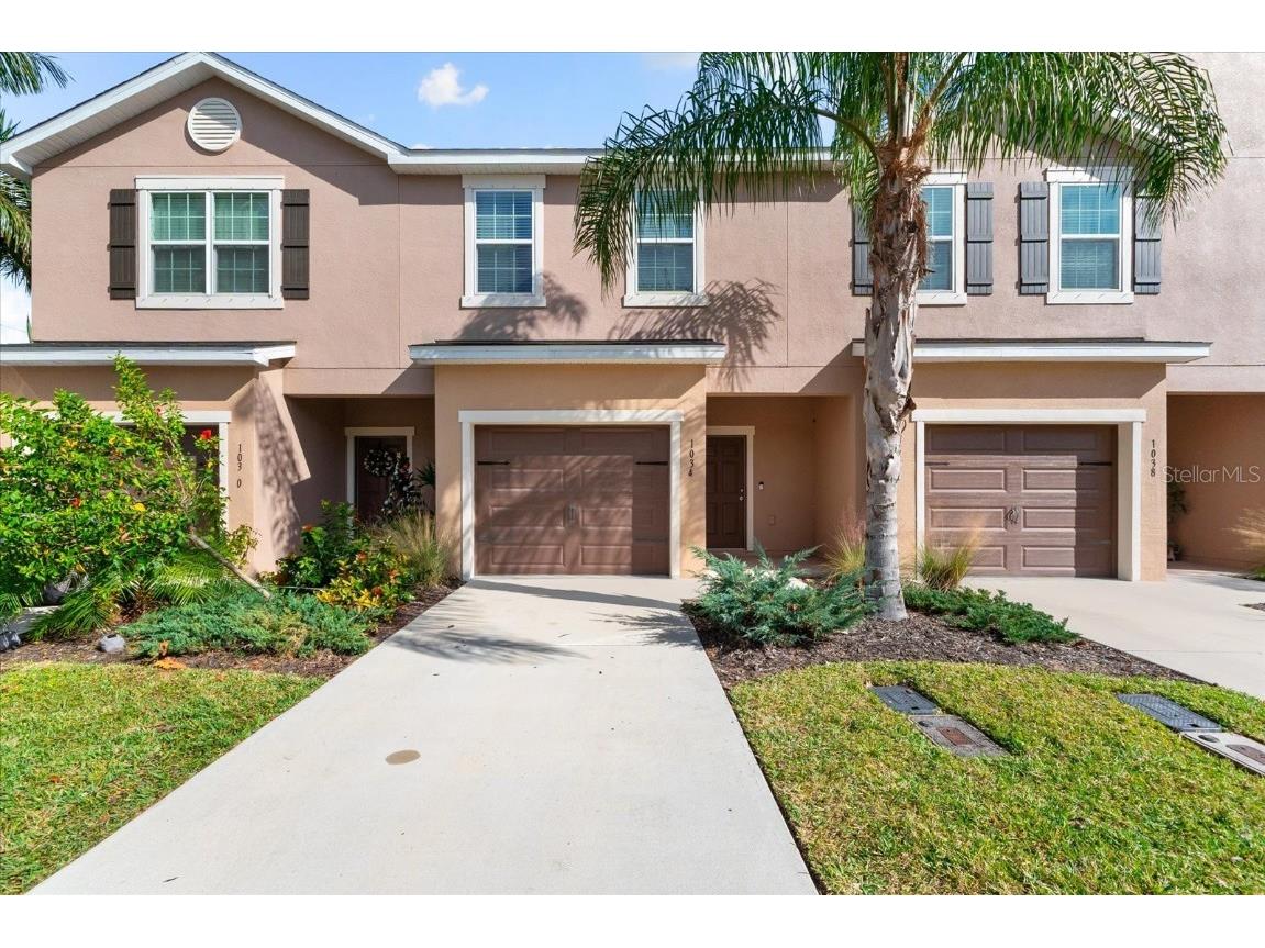 1034 Grantham Drive Sarasota FL 34234 A4595707 image1