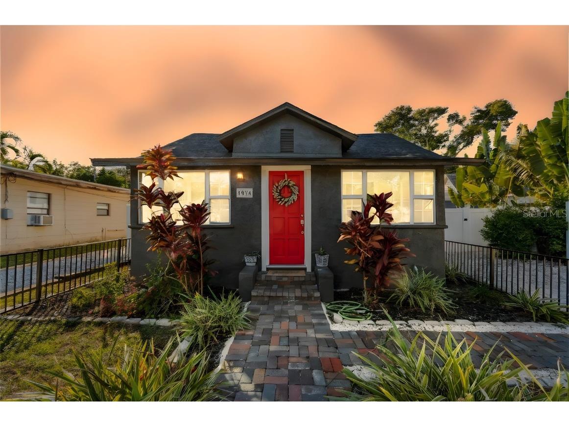 1034 Queen Street N Saint Petersburg FL 33713 TB8450126 image1