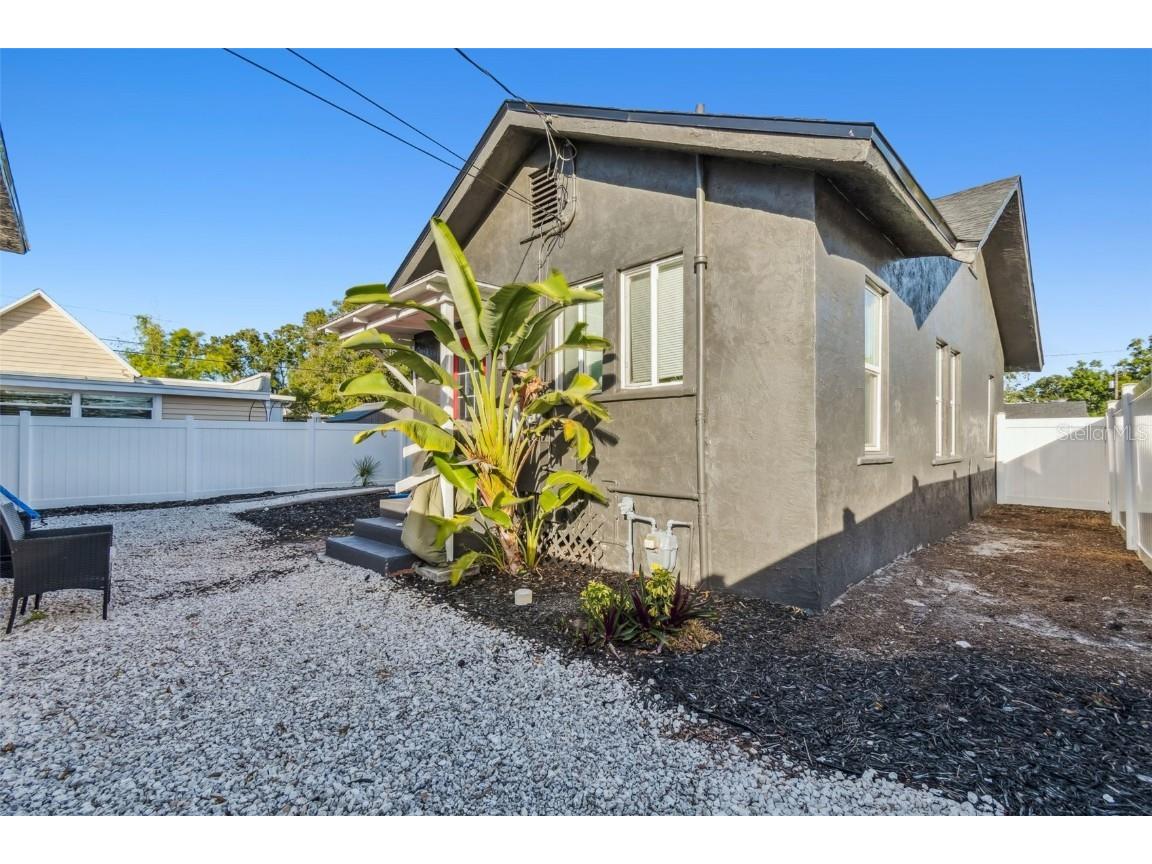 1034 Queen Street N Saint Petersburg FL 33713 TB8450126 image26